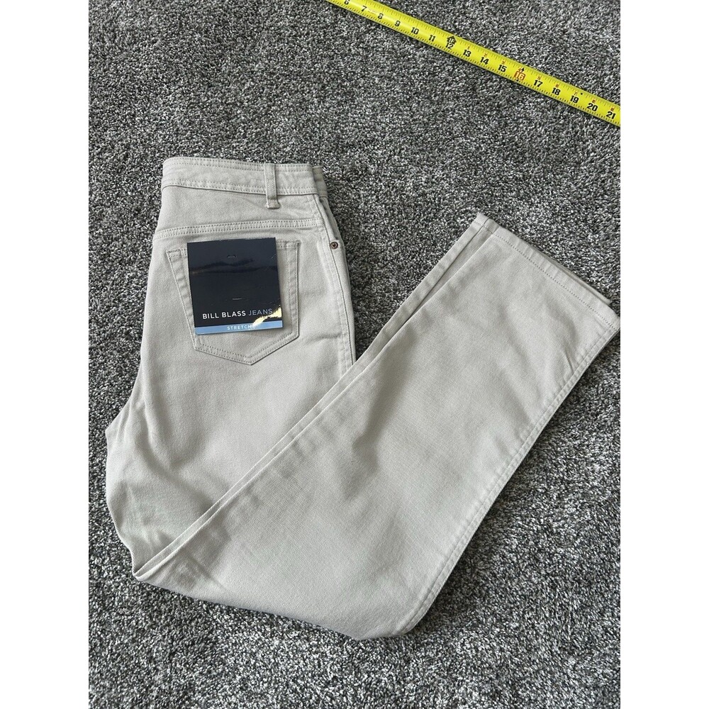 Bill Blass Jeans Stretch Size 8 Tan with Original tag on Back